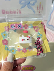 Clear Bottle & Fish Tank Silicone Squishy – Hello Kitty Water Bottle