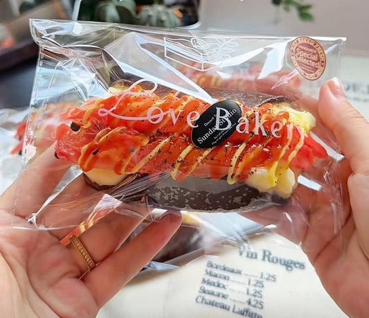 Premium Bread Series Silicone Squishy – Grilled Prawn Cheese Taco