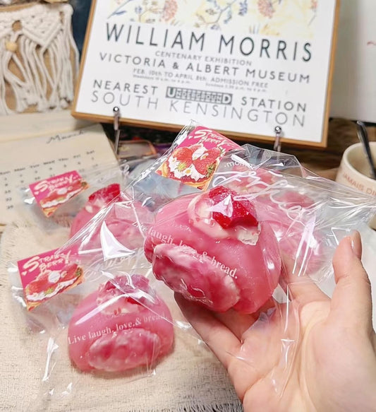 Premium Daifuku Dessert Series Silicone Squishy – Strawberry Snow Skin Mochi